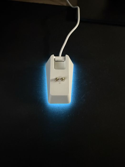 Mouse Razer viper ultimate mercury edition + dock de incarcare