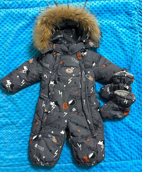 Продам детскии комбинезон