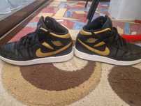 Jordan 1 mid GS black
