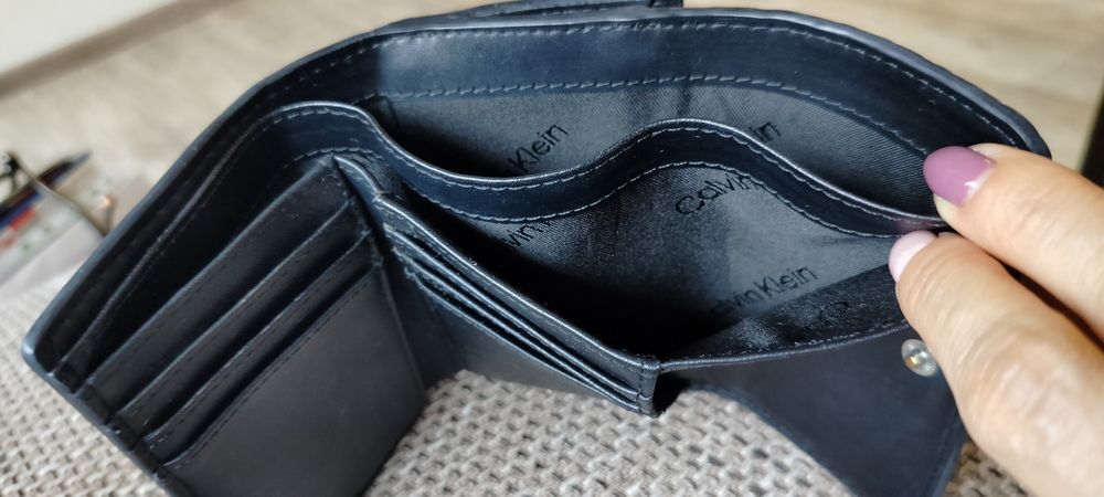 Дамски портфейл Calvin Klein