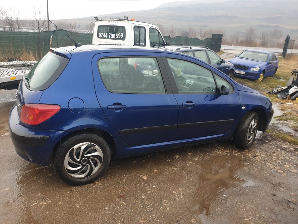 Dezmembrez Peugeot 207 cc 206 307 308 PARTNER