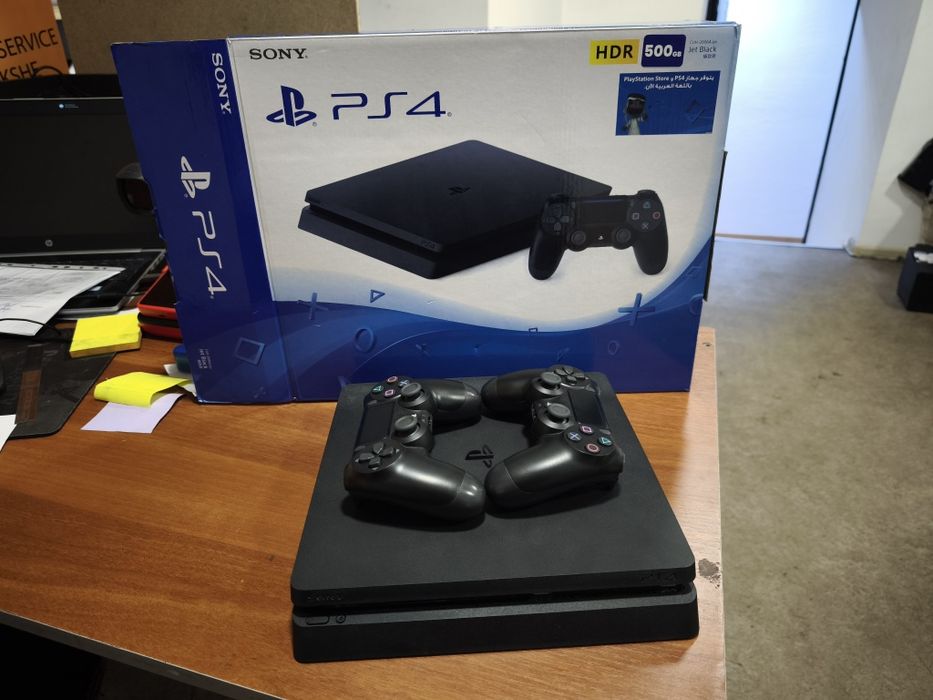 Продам Sony PS4 Slim