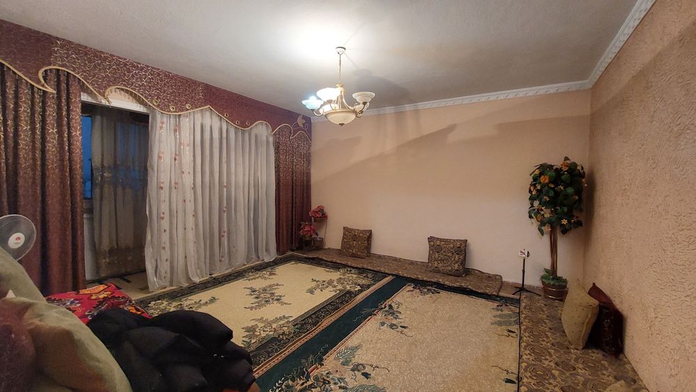 2-комнатная в центре, красивый вид из окна