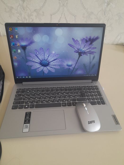 Ноутбук сатылады