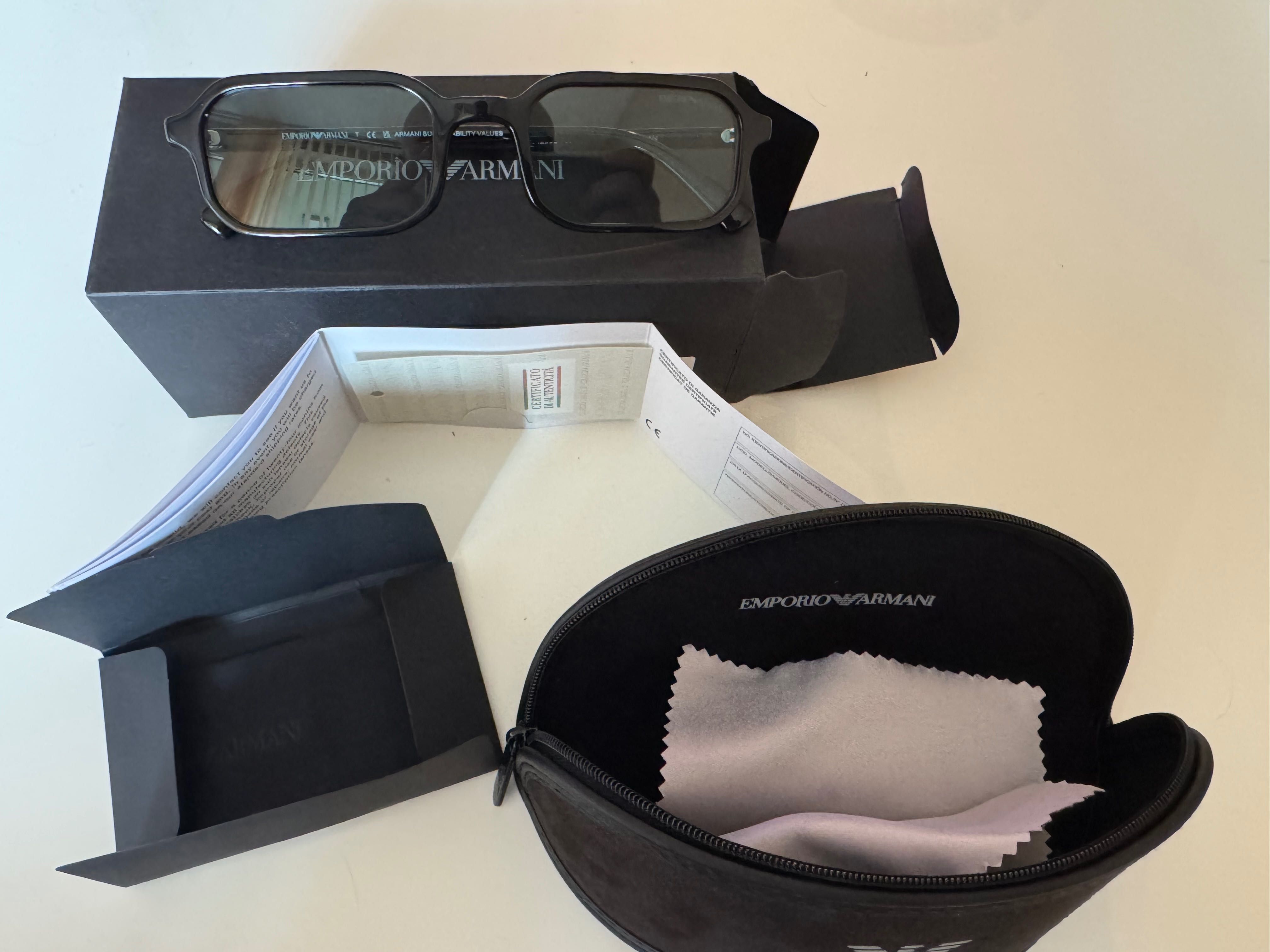 Слънчеви Очила Emporio Armani