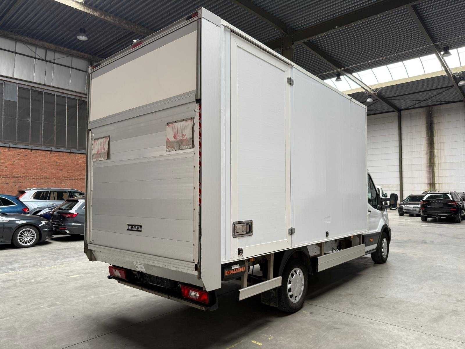 Inchiriez Ford L4 marfa cu LIFT - 600 RON/zi - categoria B