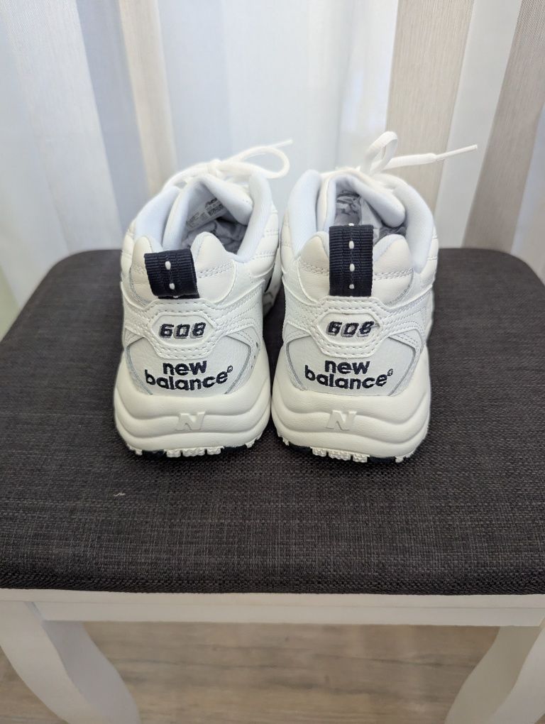 New Balance 608 маратонки