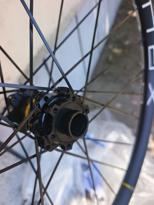 Нова Предна капла MAVIC E-DEEMAX 30 29" Disc BOOST (20x110mm)