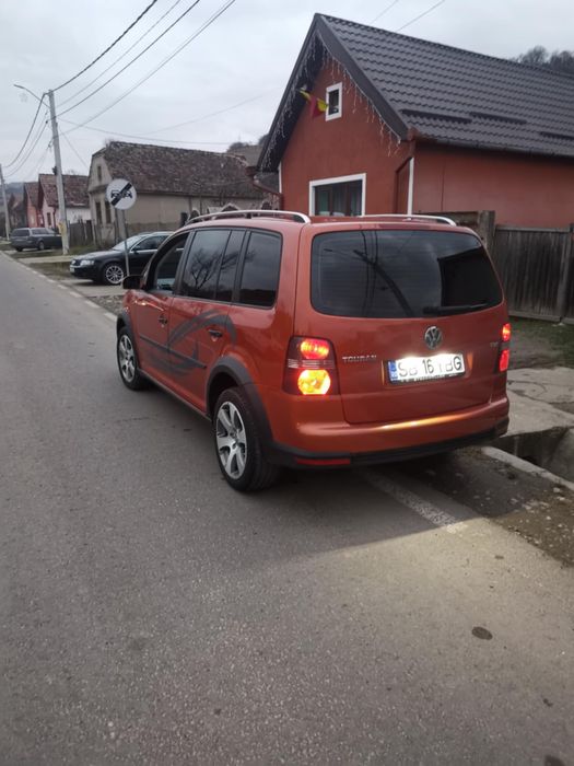 Vand vw touran cross
