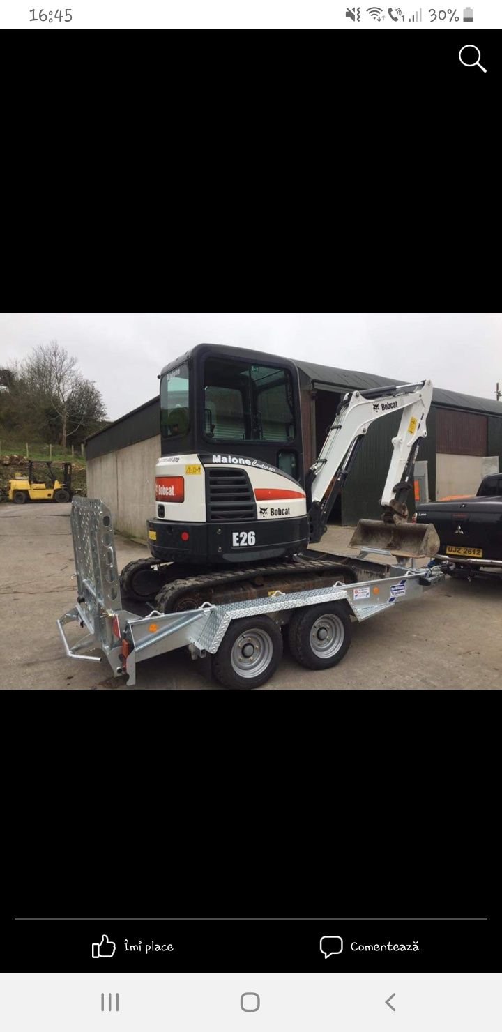 Inchiriez miniexcavator sunward cu picon