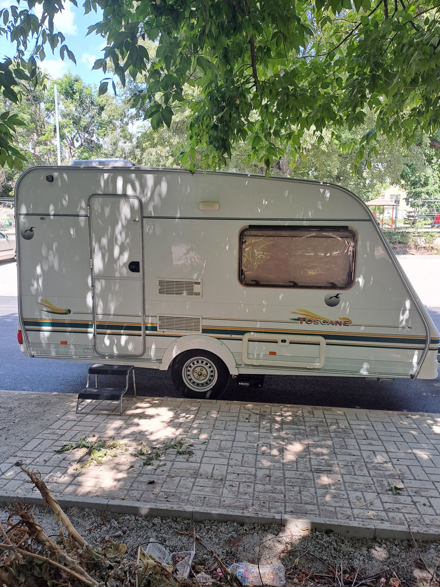 Продавам Каравана в Топ състояние без забележка