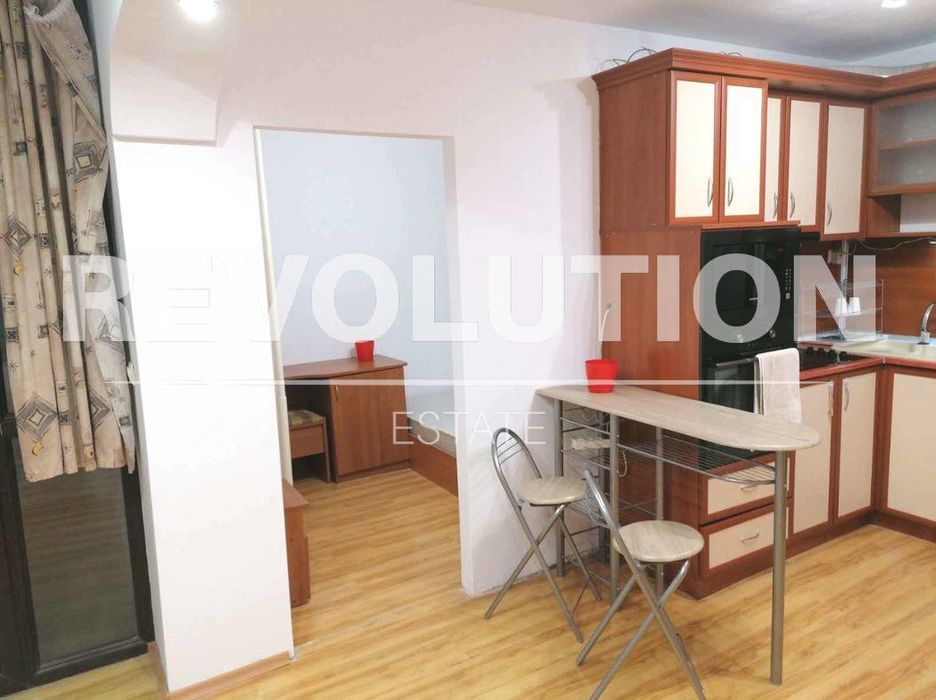 Дава се под наем Двустаен апартамент в Варна, Младост 2 - 58 кв.м за 300 € - Снимка #2