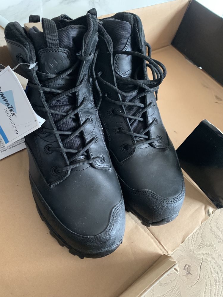 Bocanci militari din piele