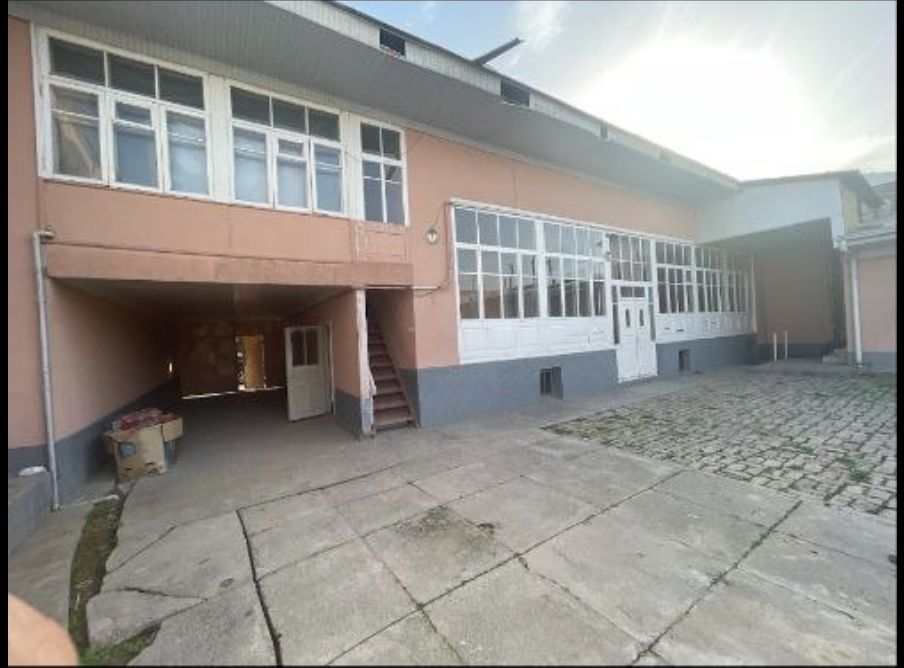 Srochna sotiladi nazarbekda hovli 13 sotix