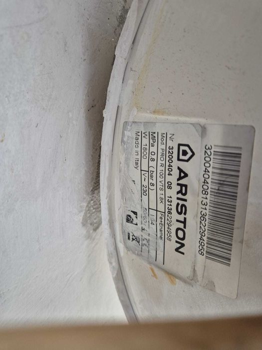 Vand boiler electric Ariston