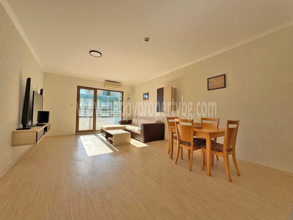 Продава се Двустаен апартамент в к.к. Слънчев бряг - 75 кв.м за 1060 €/кв.м - Снимка #2