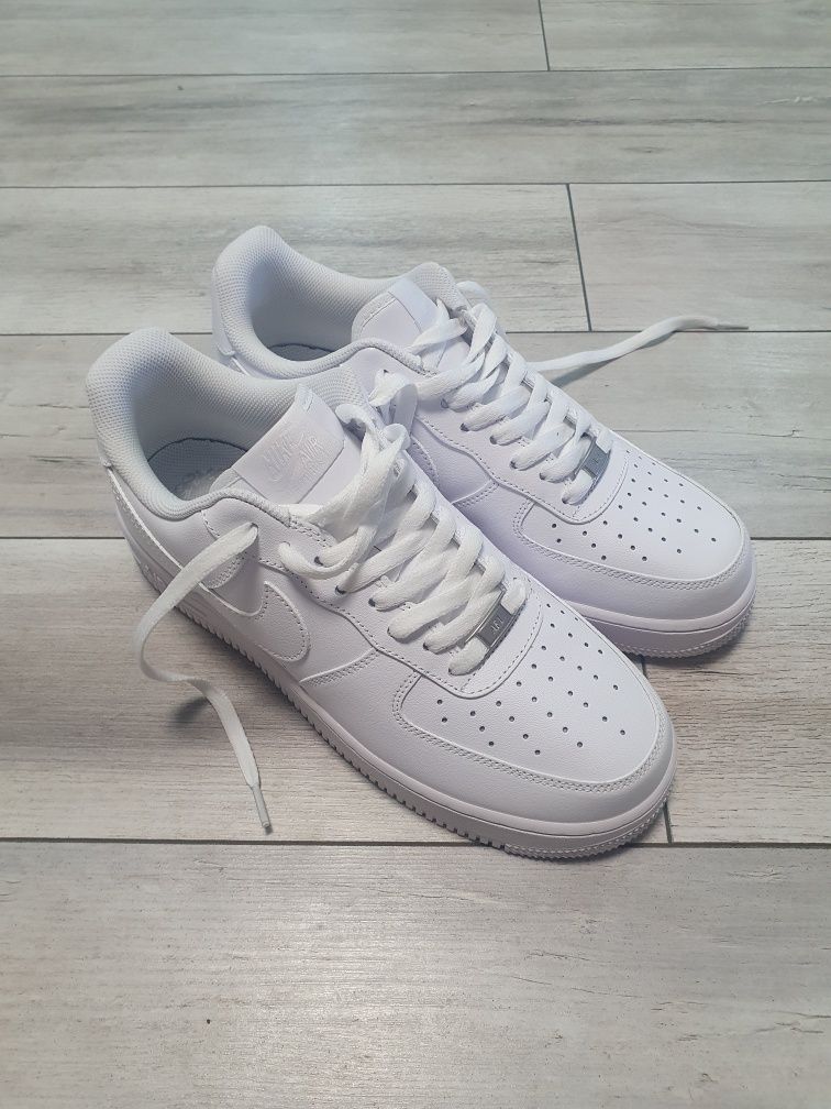 Vând Air Force 1