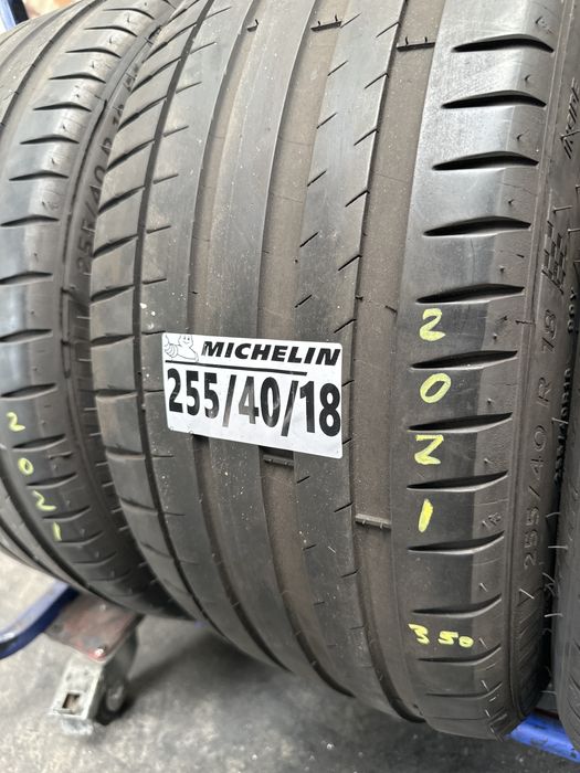 255/40/18 - 225-45/18 Michelin cu steluta bmw