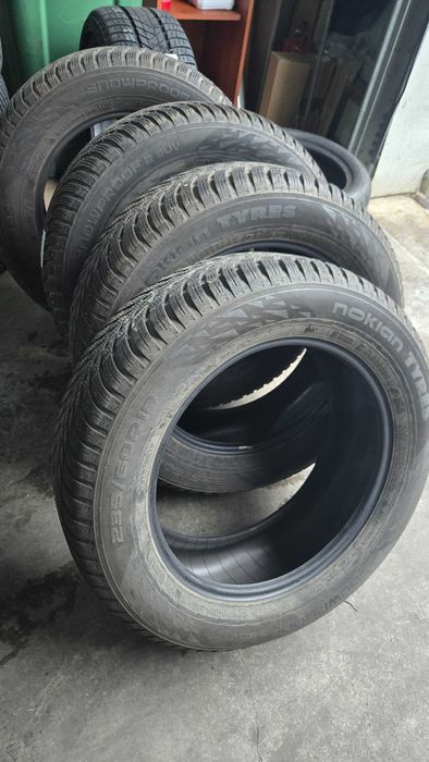 Vand anvelope iarna NOKIAN TYRES 235/60 R18