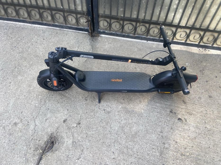 Trotineta nineboot f2 pro