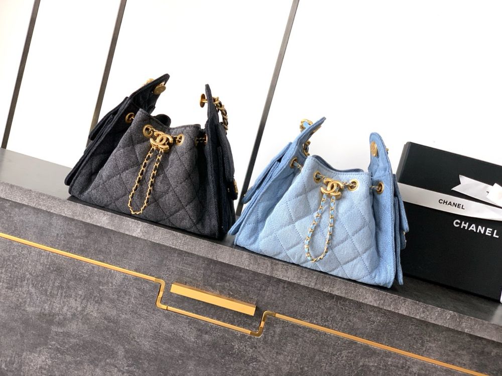 Geanta Chanel 22 cm