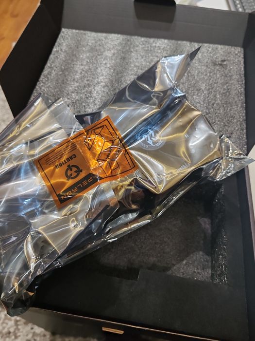 Видео карта AMD Radeon RX580 8GB