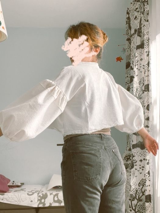 Bolero oversized din panza topita cu insertie de dantela, stil ie