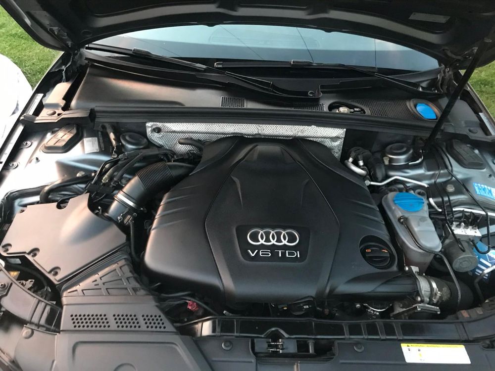 Audi A4 B8.5 facelift S-line 3.0TDI quattro manual