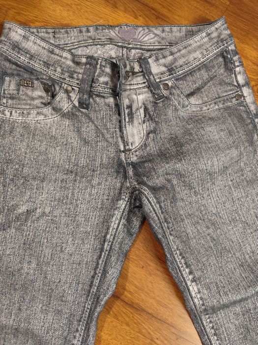 Промазани дънки Dizel