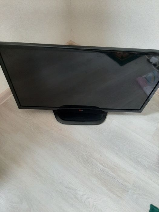 Телевизор LG32LB53OU