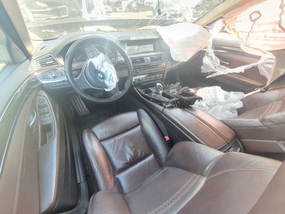 Dezmembrez BMW seria 5 F10 motor 3.0d 230kw 312cp N57D30B bara spate capota portbagaj dezmembrari