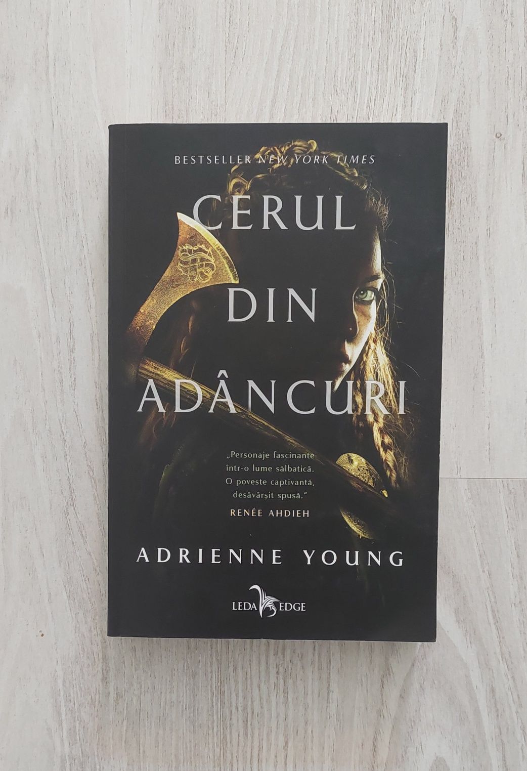 Cerul din adancuri, A. Young