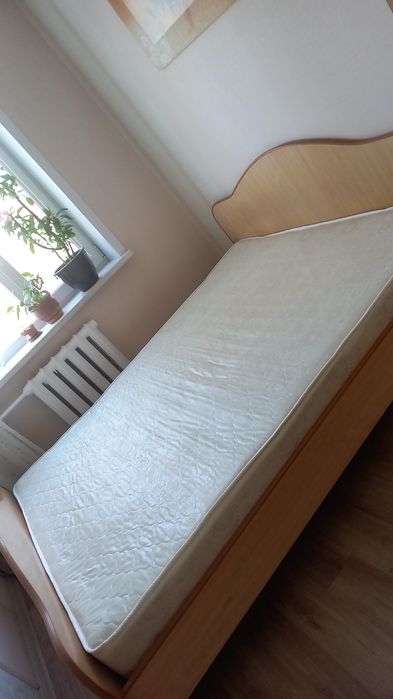 Продам матрас, пр-во Россия.