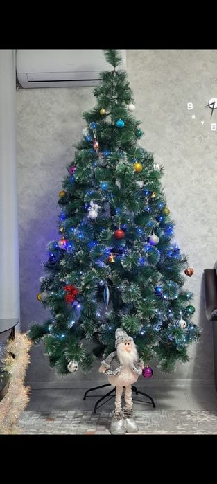 Продам новогоднюю ёлку