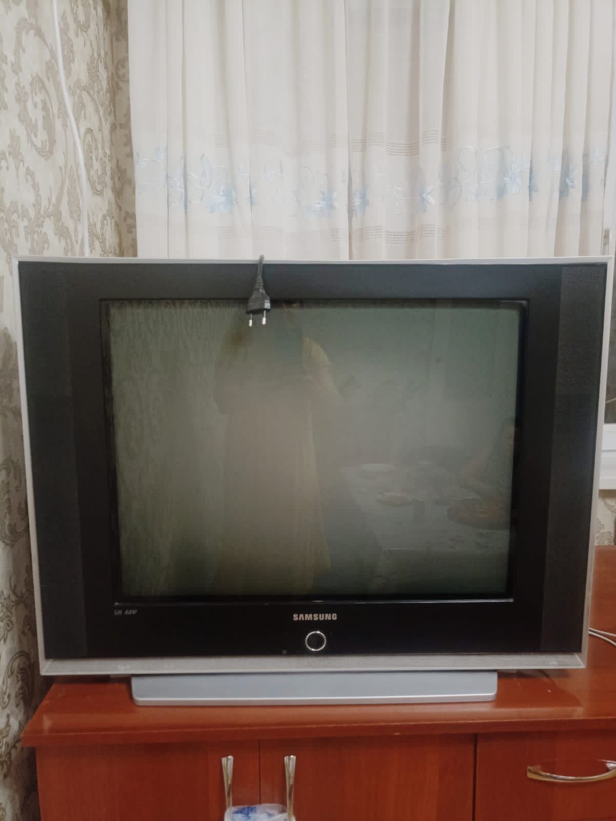 Продается телевизор