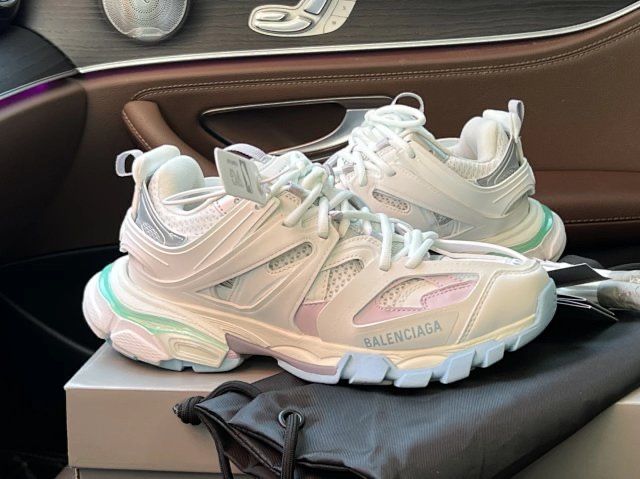 Balenciaga Track *cititi descrierea*