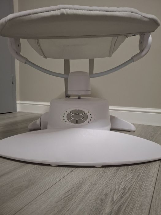 Leagan electric bebelusi / Balansoar Caretero