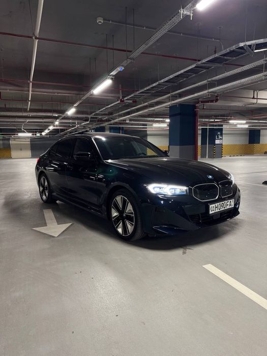BMW i3 40L night sport