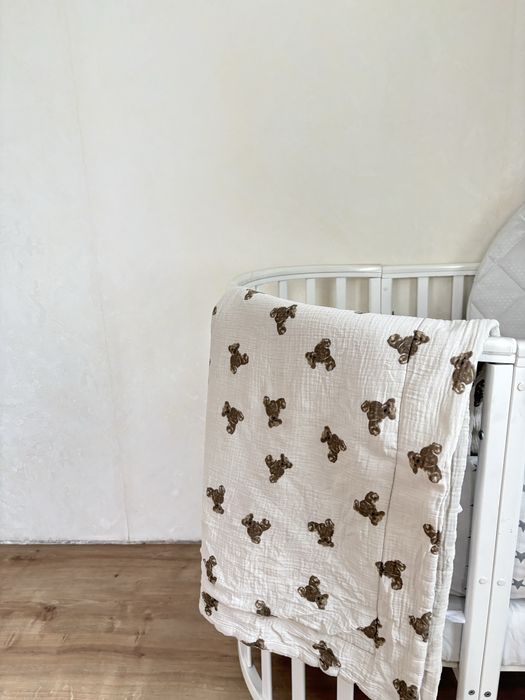 Прдам детскую кроватку-маятник с 2 матрасами и бортиками + Одеяло дет