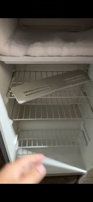 Продам мини холодильник