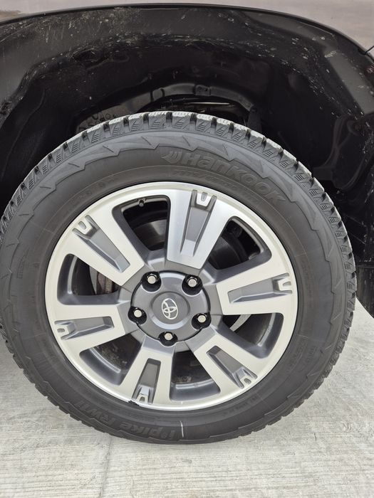 Зимни гуми Hankook 275 55 20 за джип