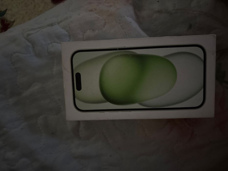 Айфон 15 б/у акум 90