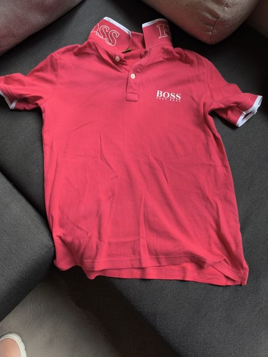 Продавам 2 ОРИГИНАЛНИ ТЕНИСКИ НА Hugo boss,Ralph Lauren