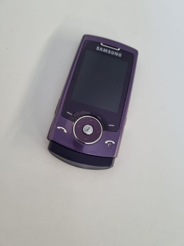 Telefon Samsung SGH - U600 perfect funcțional cu încărcător original