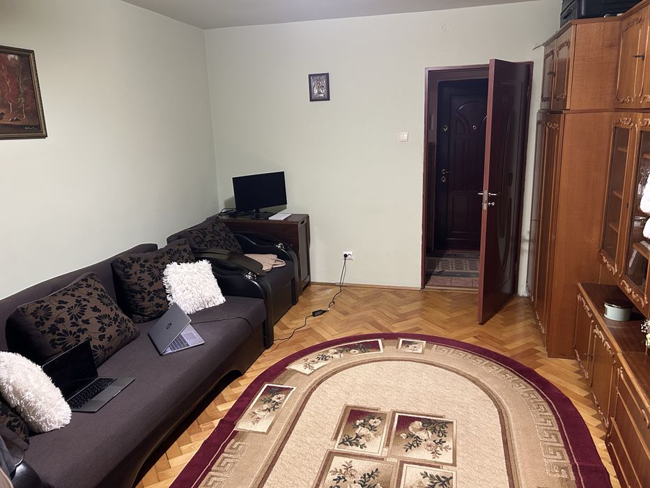 Apartament 2 camere cartier Dambu