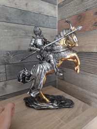 Sculptura cavaler pe cal