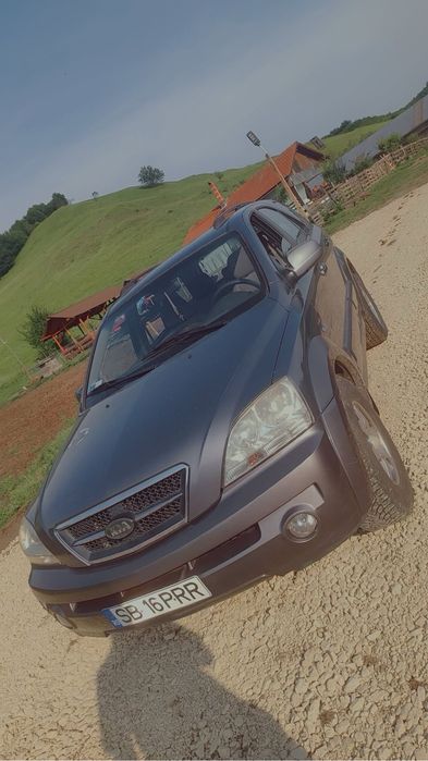 Vand sau schimb kia sorento an 2005 in stare perfecta de functionare