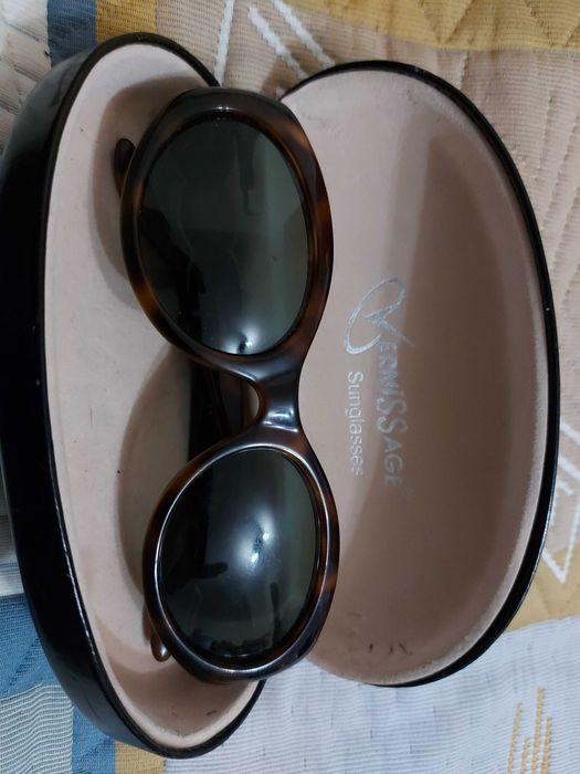 Продавам 11 слънчеви очила