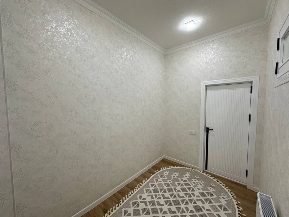 Продается 3 комнатная квартира на 1 этаже площадью 66 кв.м.