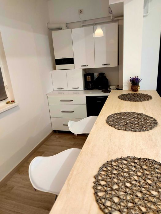 AC. Închiriez apartament lux 2 camere,regim hotelier 250 lei.